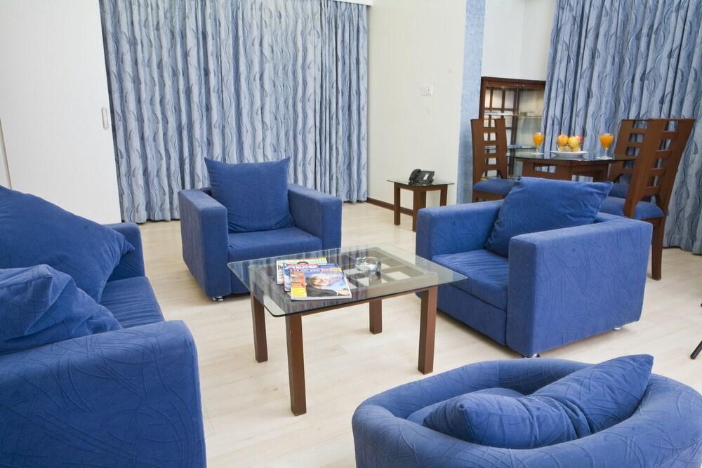 The President Hotel Shivajinagar Pune Eksteriør billede