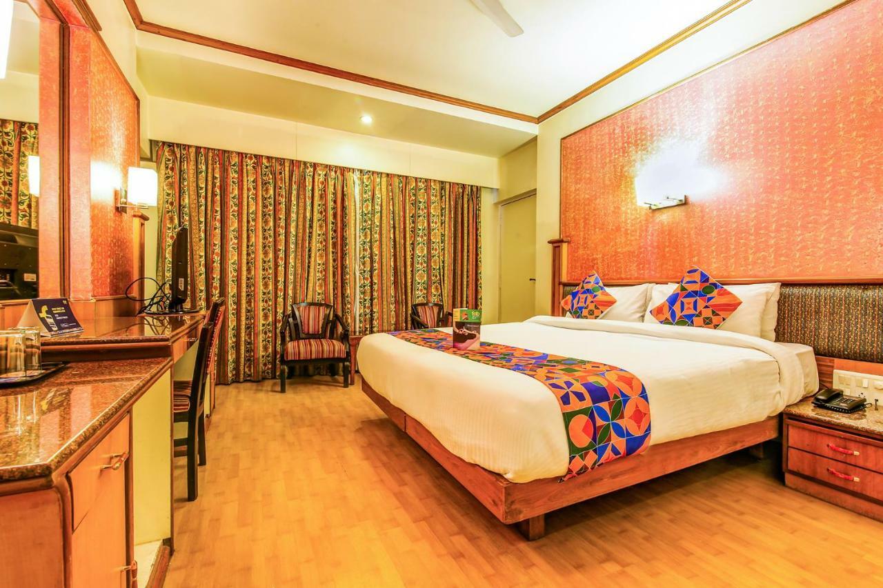 The President Hotel Shivajinagar Pune Eksteriør billede