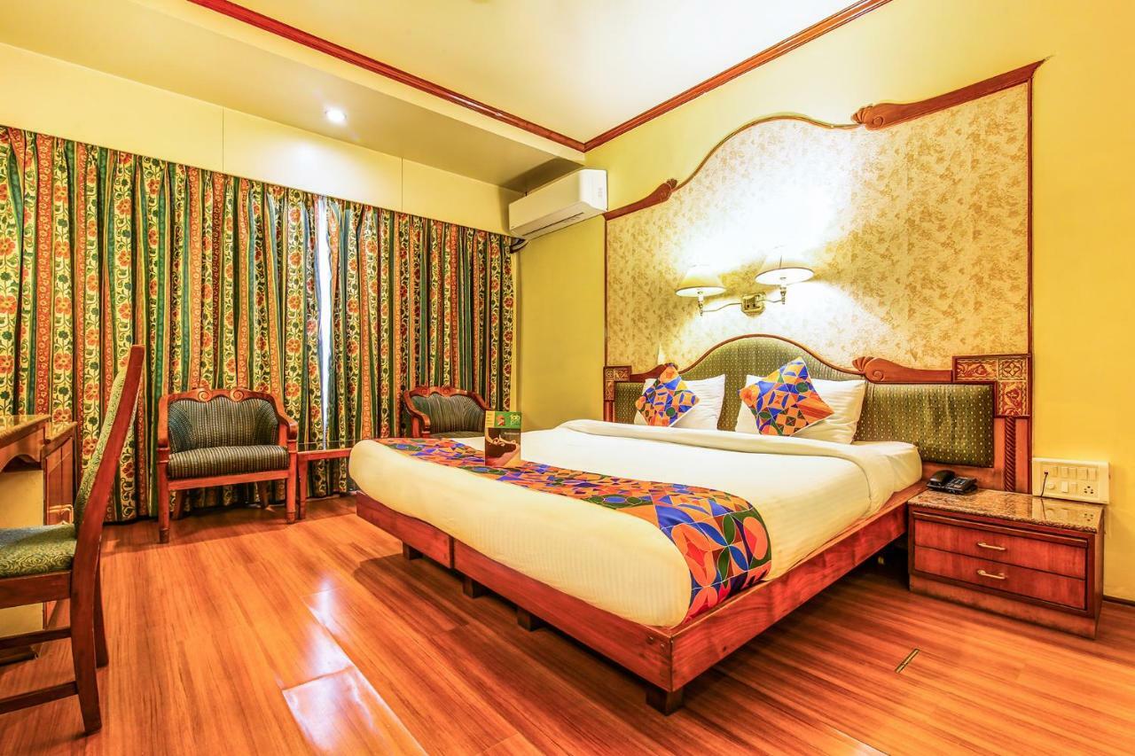 The President Hotel Shivajinagar Pune Eksteriør billede
