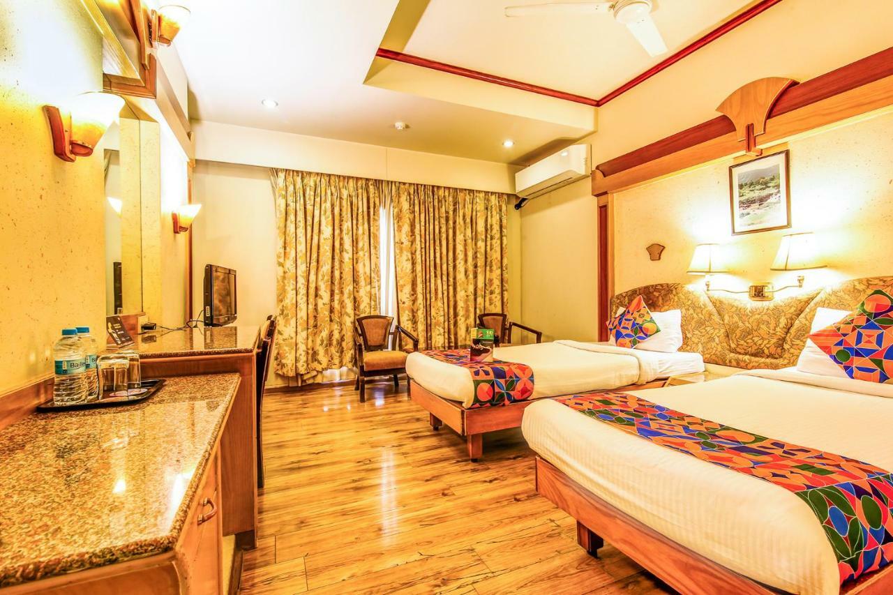 The President Hotel Shivajinagar Pune Eksteriør billede